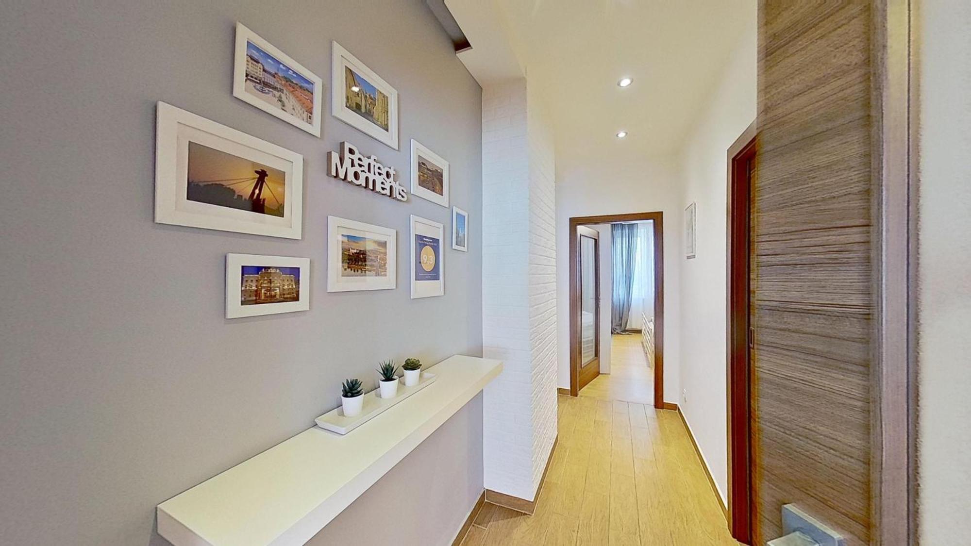2Br Apt With Free Garage Parking, Close To The Historic Centre Bratislava Ngoại thất bức ảnh