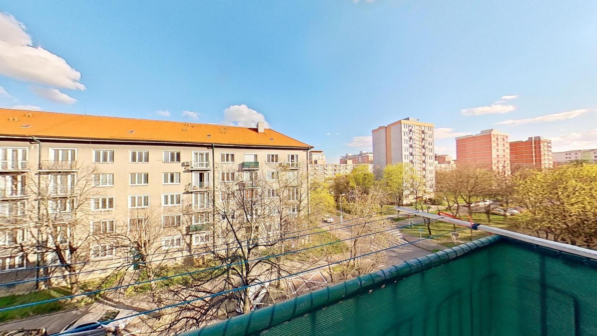 2Br Apt With Free Garage Parking, Close To The Historic Centre Bratislava Ngoại thất bức ảnh